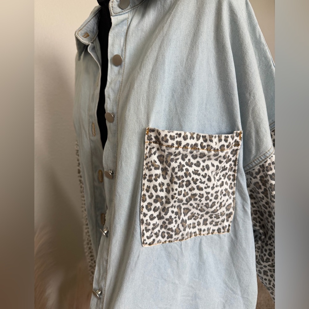 Light Blue Denim Oversized Leopard design Jacket - Picture 9 of 11